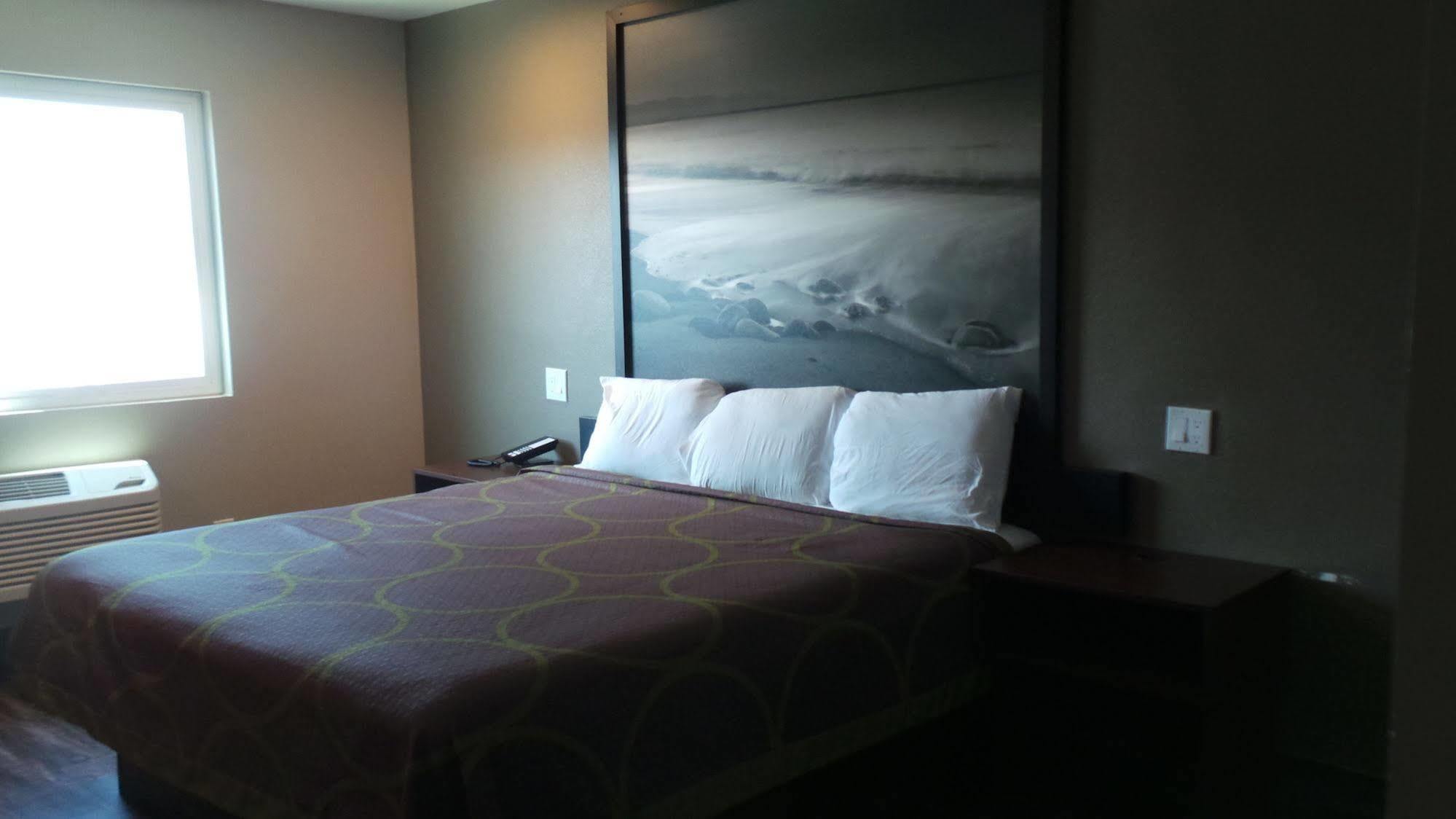 Super 8 By Wyndham San Diego/Imperial Beach Exterior foto